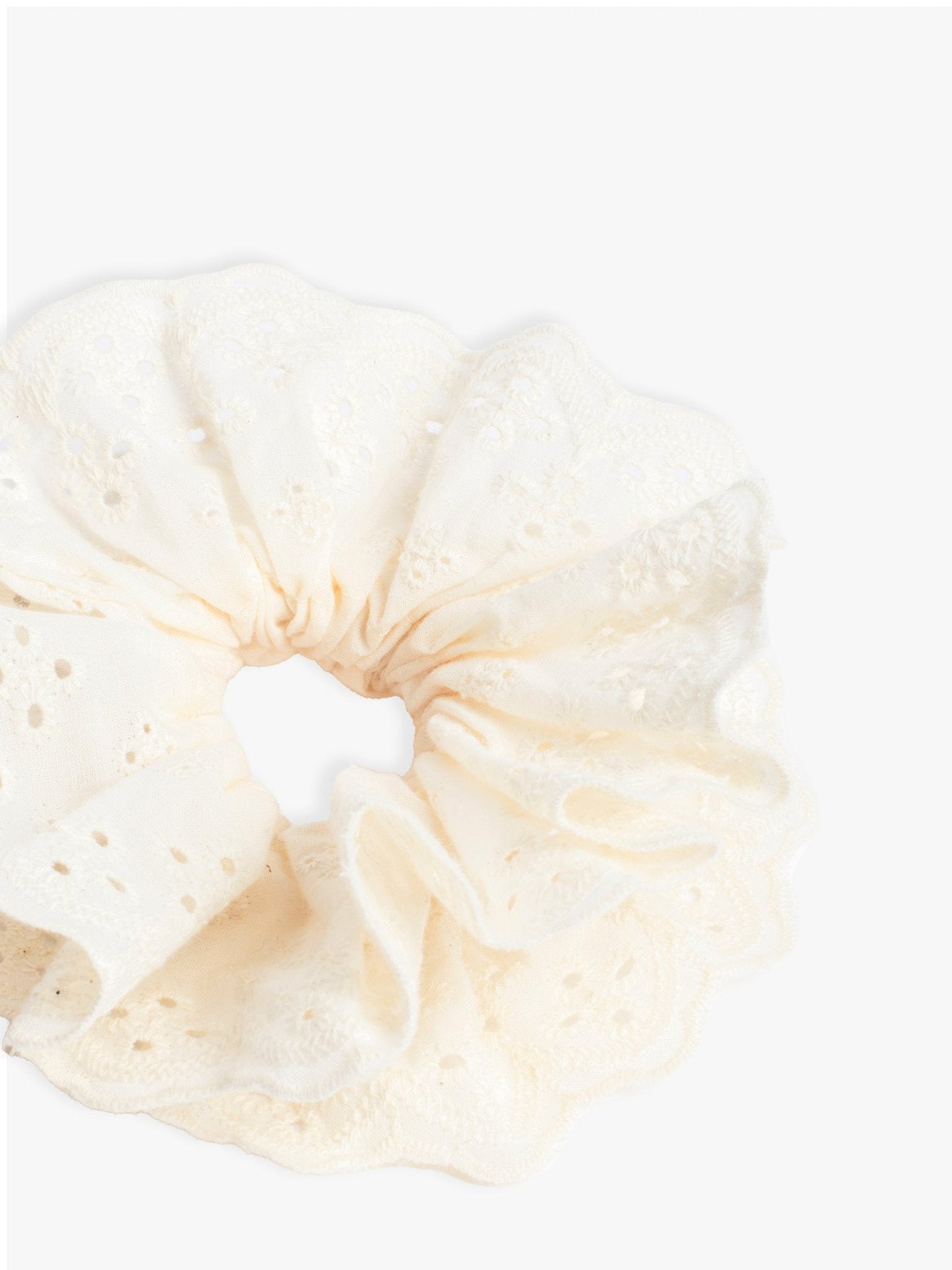 Delphine Scrunchie