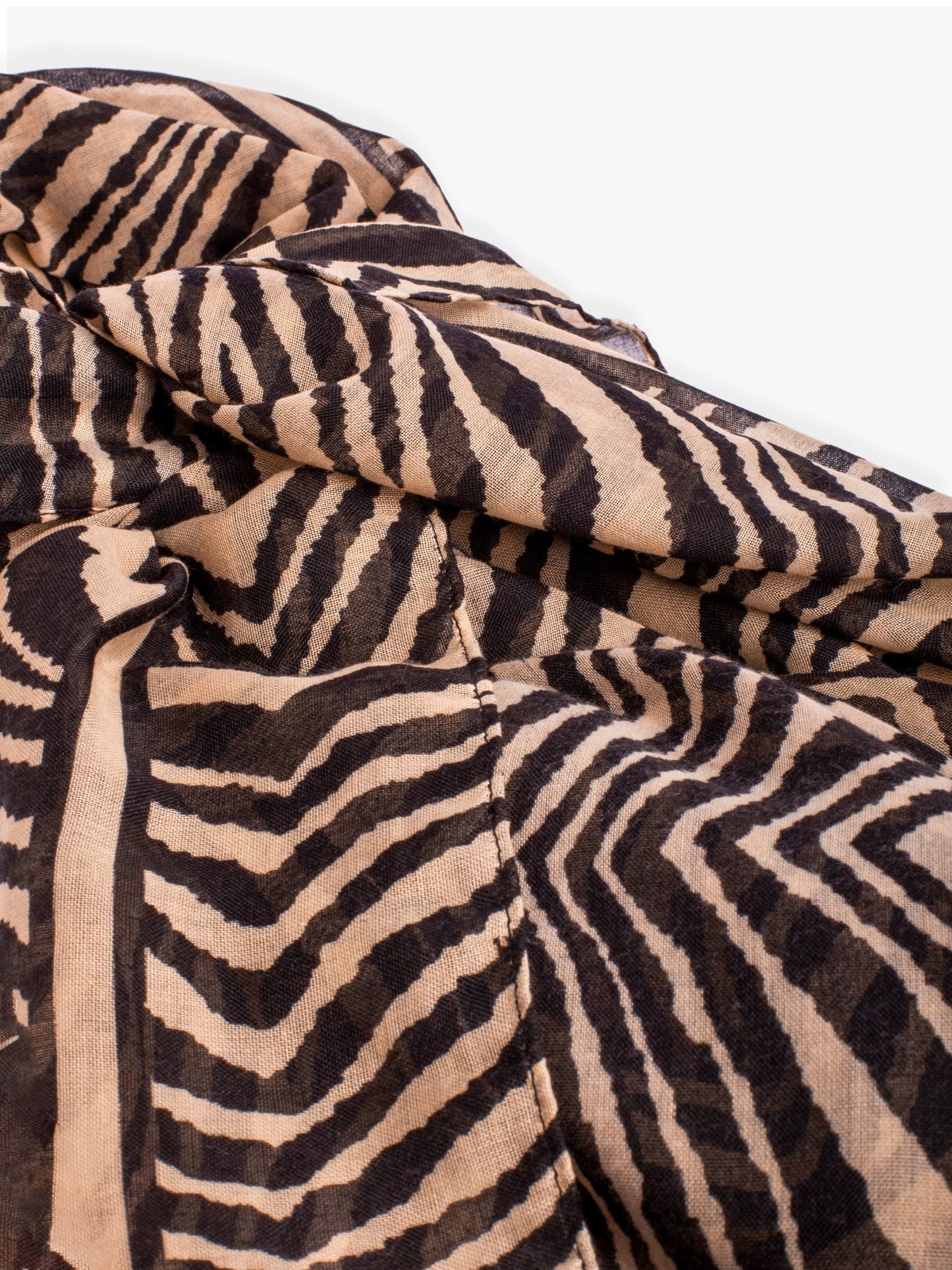 Nerina Lightweight Scarf