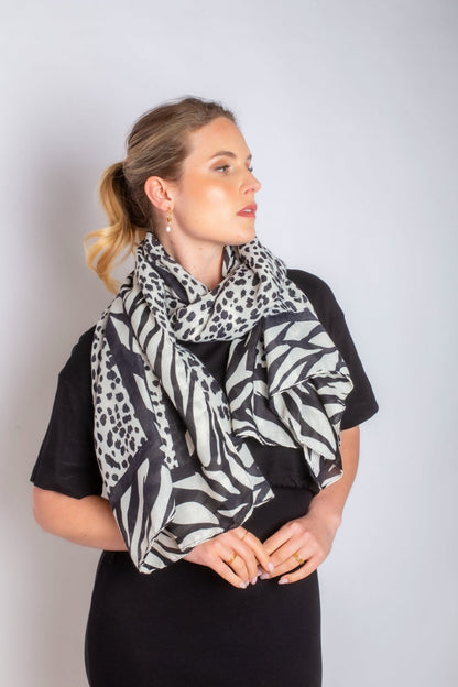 Betsy Lightweight Scarf