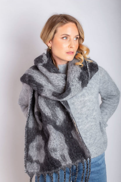 Daphne Heavyweight Scarf